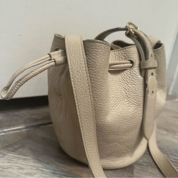 CUYANA Mini Drawstring Buckle Bucket Bag Leather Crossbody Cream Neutral - Picture 4 of 12